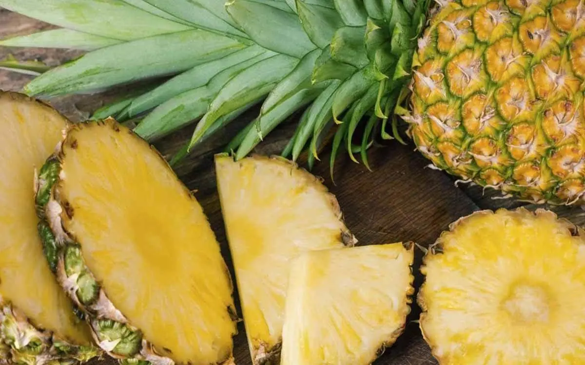 Beneficios piña FroCoRi 3 mejores variedades de piña